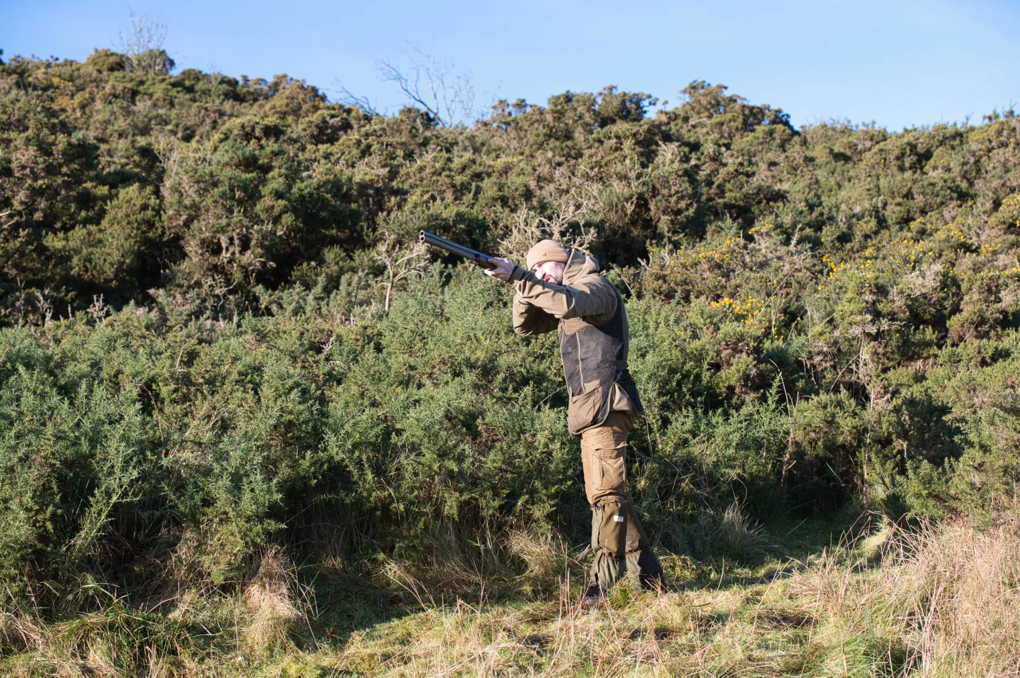 shooter hitting the target